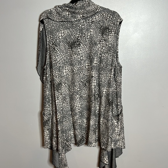 Flutter & Squeak snake skin print open front waterfall style cardigan size Xl - Picture 6 of 6